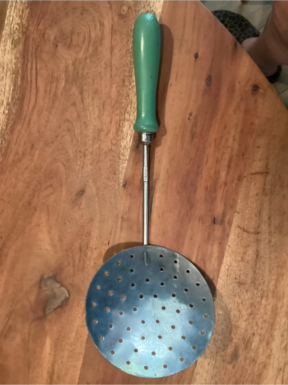 Vtg. BOYE Green painted wooden handle straining metal ladel,skimmer spoon,